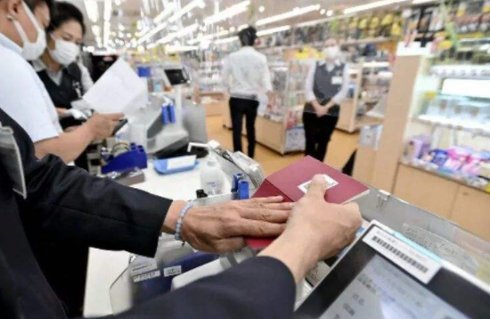 日本拟不再允许留学生免税购物.png